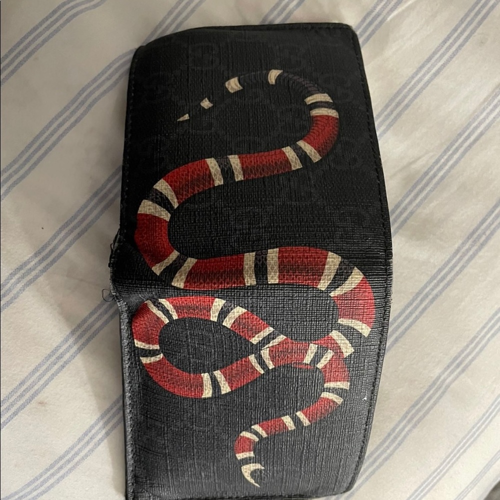 Gucci wallet - Picture 3 of 5